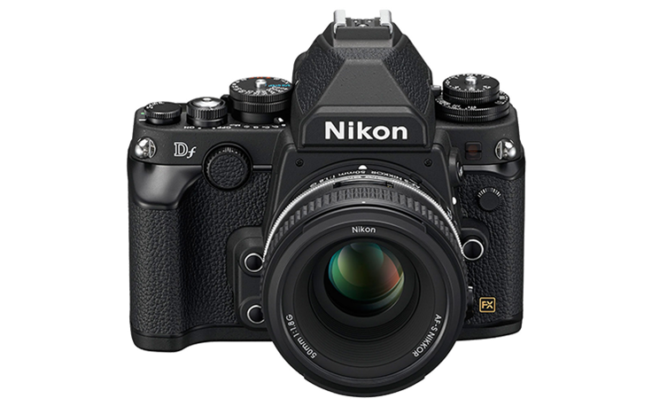 Nikon-Df-crni-black.png